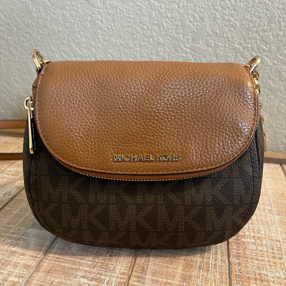 Authentic Michael Kors Crossbody